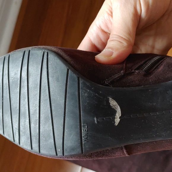 🔥Price Drop🔥🎉HP🎉Vaneli Dark Brown Suede Leather Tall Boots - Picture 6 of 9